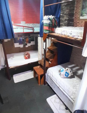 Hostel em Itaipuaçu próximo a praia e terminal rua um